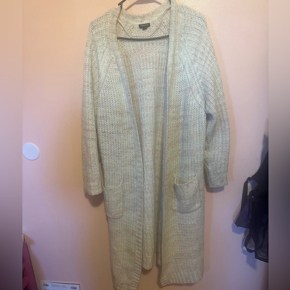 Torrid pink and off white Knitted Duster size 3